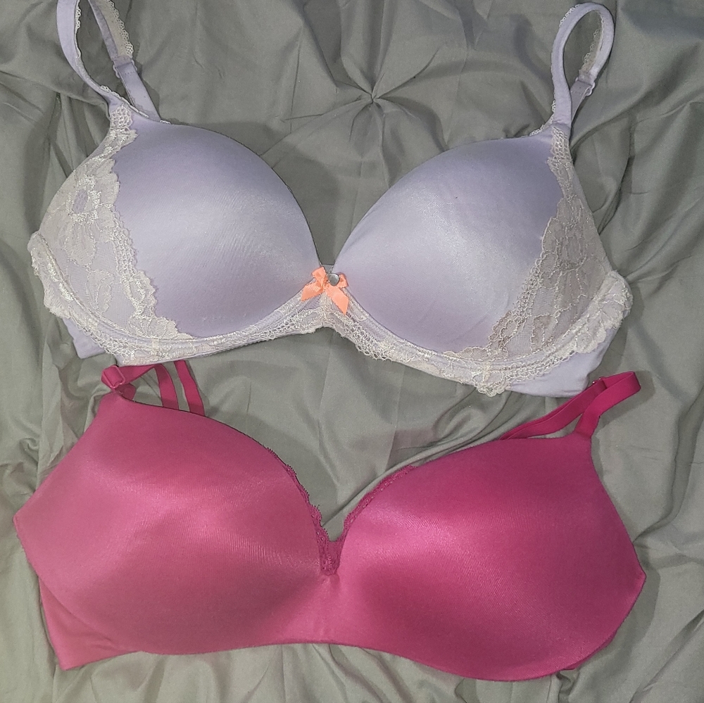 2 Victoria's Secret Bras size 36D